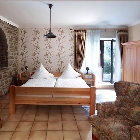 Hotel Haus Kylltal 젠드스체이드 외부 사진