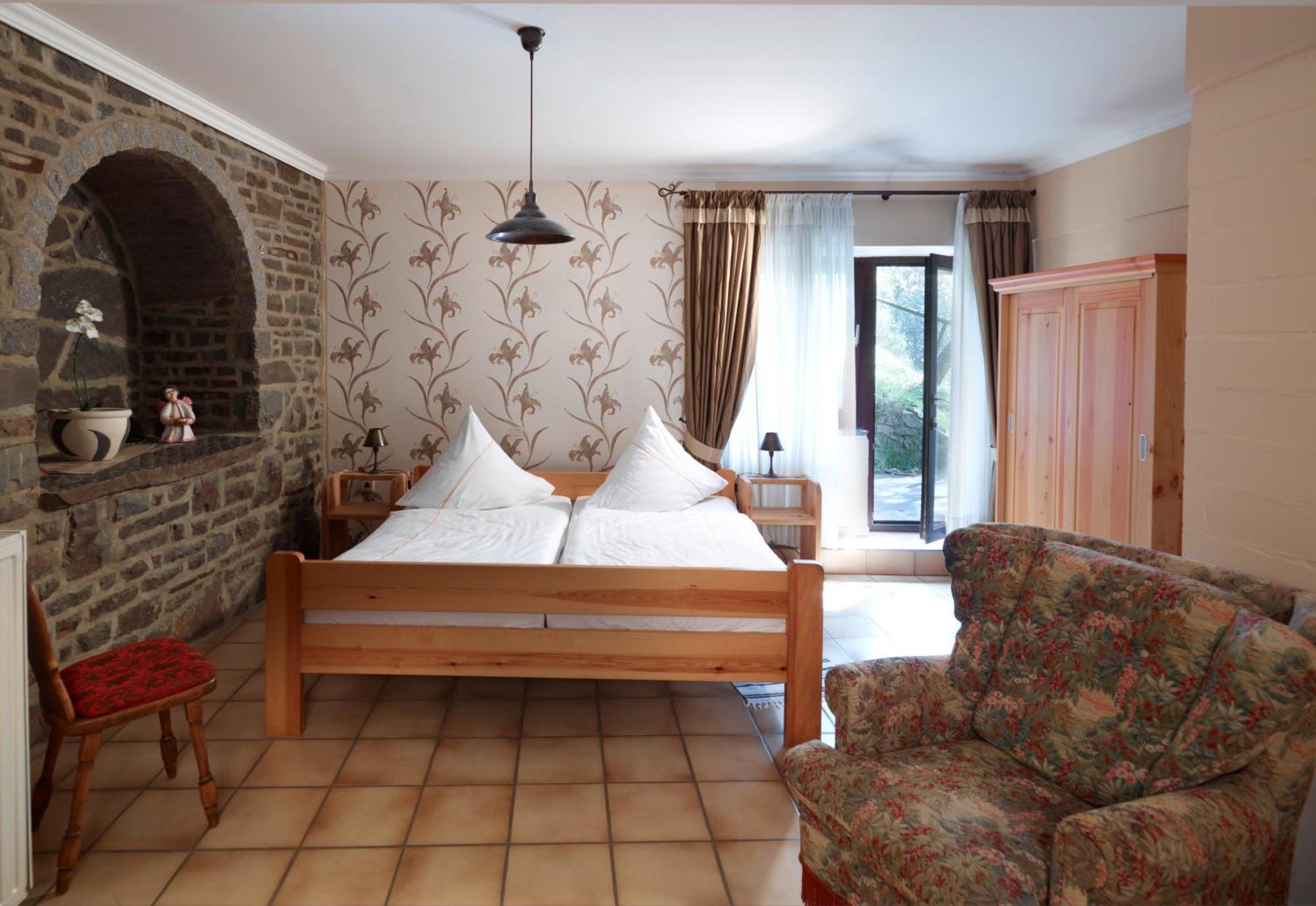 Hotel Haus Kylltal 젠드스체이드 외부 사진